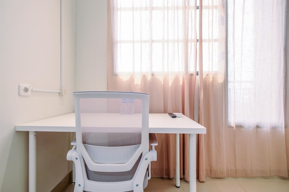 simply look studio at evenciio margonda apartment