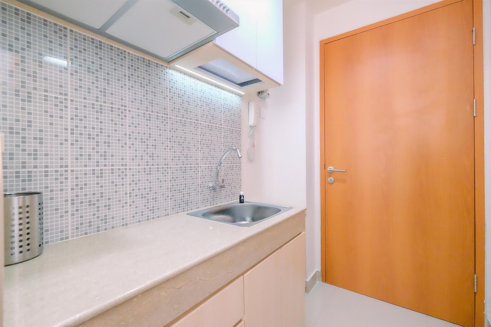 simply look studio at evenciio margonda apartment