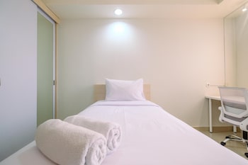 simply look studio at evenciio margonda apartment