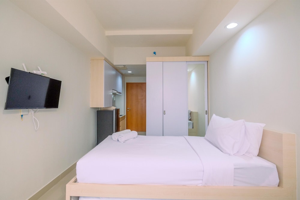 simply look studio at evenciio margonda apartment