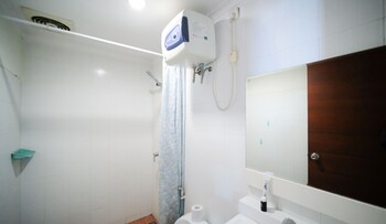 strategic studio apartment at high point serviced