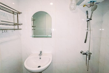 simple and cozy studio tamansari skylounge makassar apartment