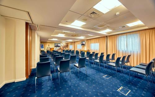 holiday inn express london stratford by ihg
