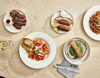 holiday inn express london stratford by ihg