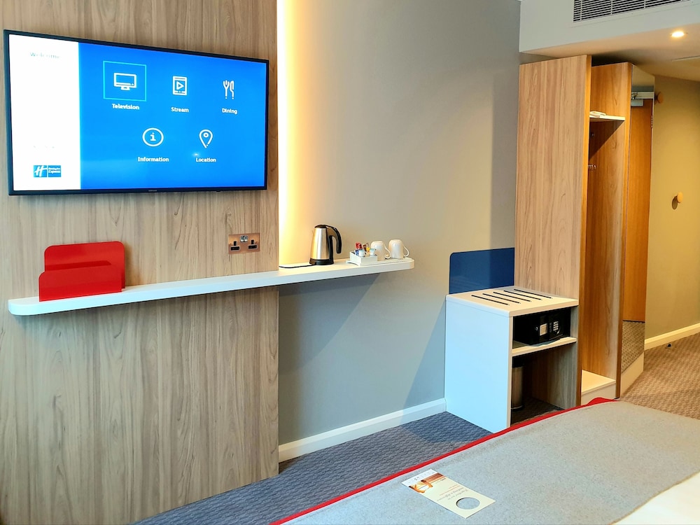 holiday inn express london stratford by ihg