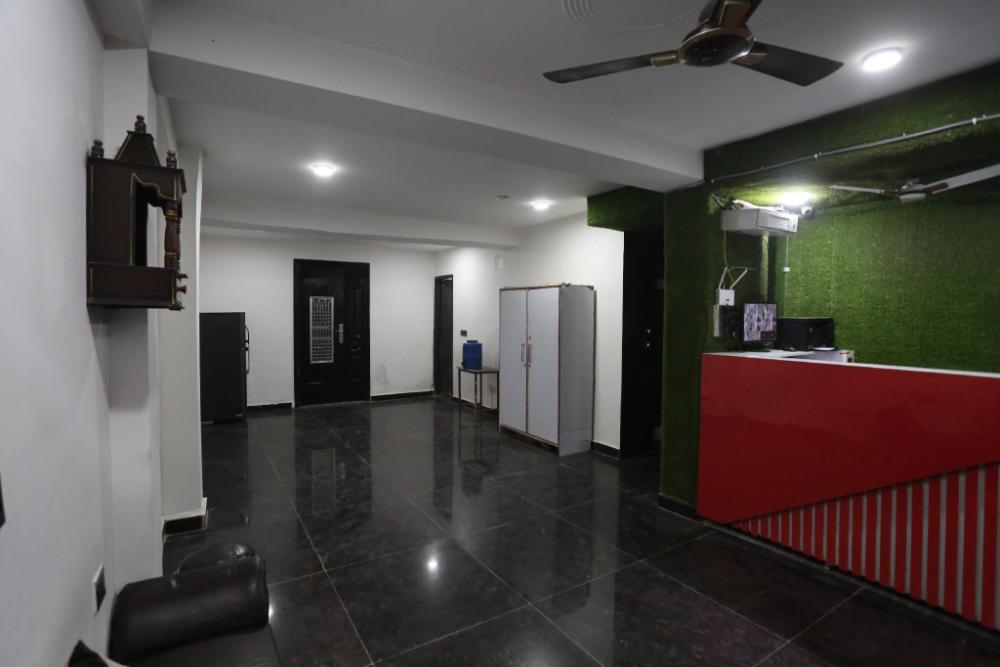 hotel twamev couple friendly laxmi nagar