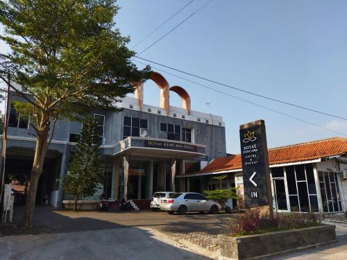 royal kencana powered by cocotel