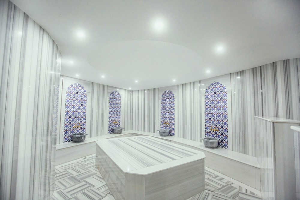antalya grand palace