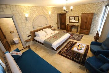 castle panorama house