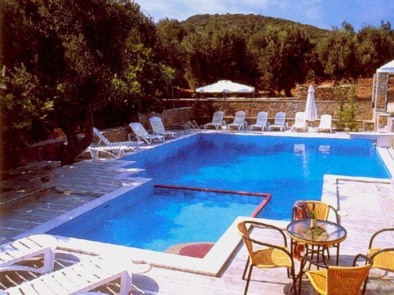 elia village by irida iris group