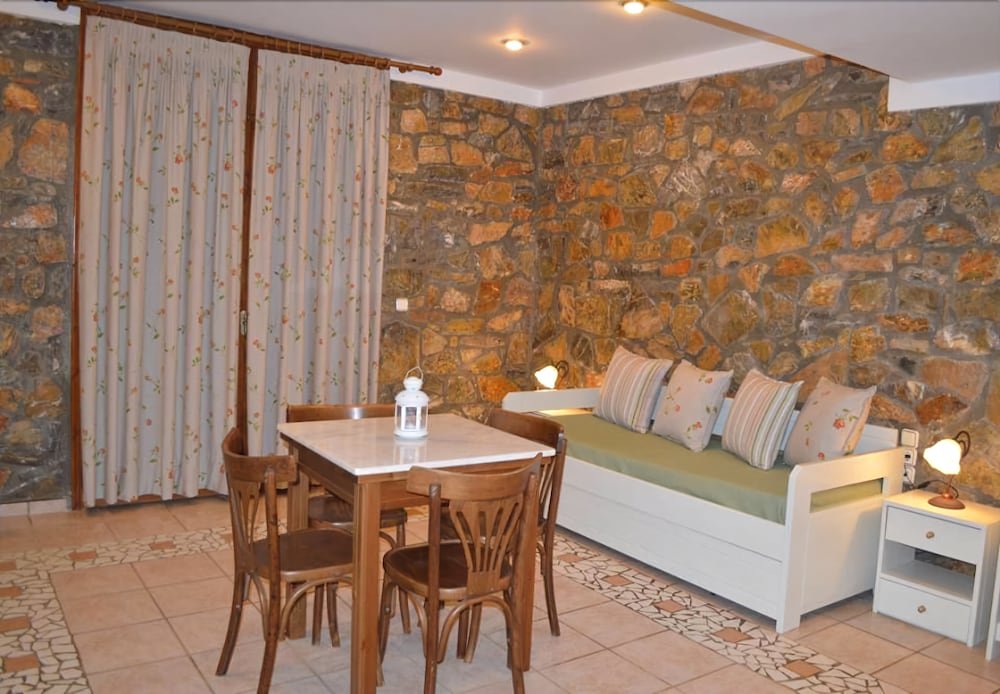 elia village by irida iris group