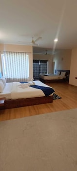 hotel sagar tarang berries group