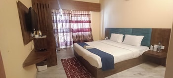 hotel sagar tarang berries group