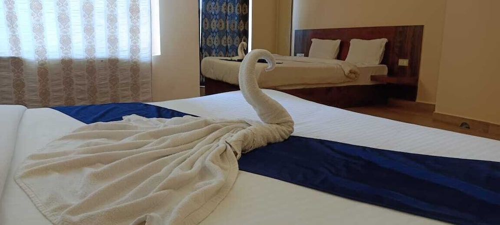 hotel sagar tarang berries group