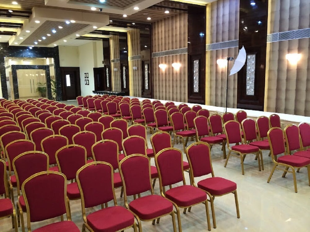 hotel sagar tarang berries group