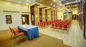hotel sagar tarang berries group
