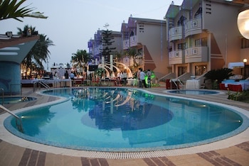 hotel sagar tarang berries group