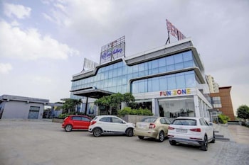 krishna valley wellness resort vrindavan