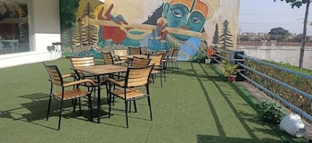 krishna valley wellness resort vrindavan