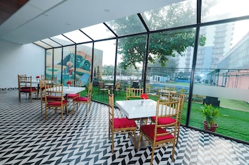 krishna valley wellness resort vrindavan