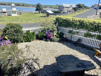 poets cottage stanley