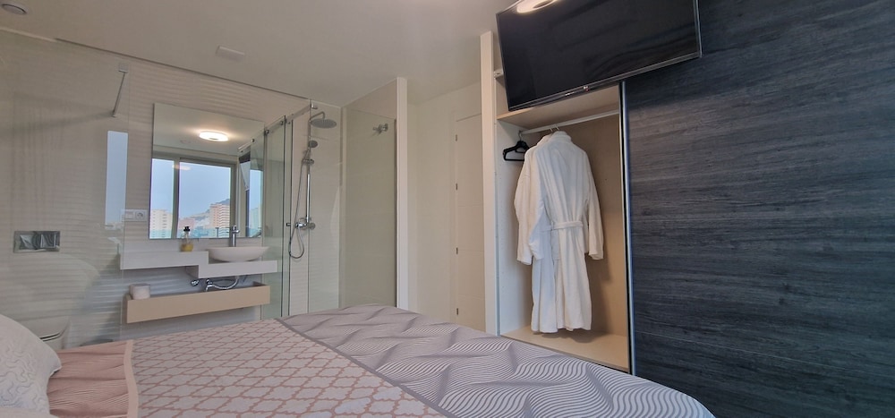 apartamentos oasis de la cala