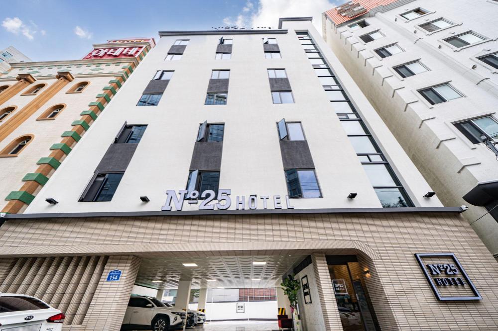 no 25 hotel