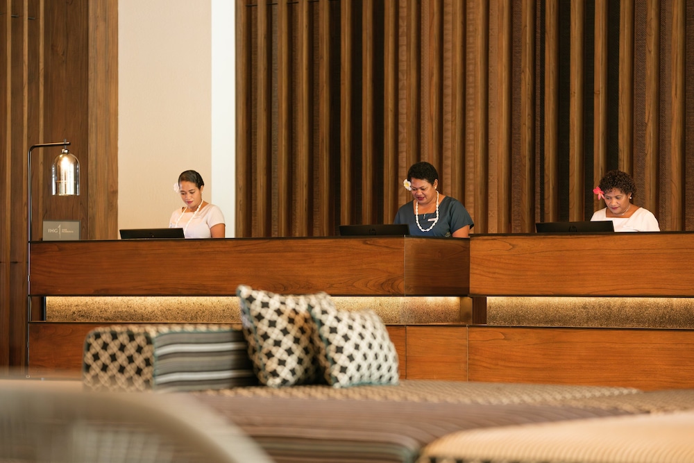 crowne plaza fiji nadi bay resort and spa an ihg hotel