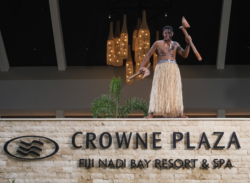 crowne plaza fiji nadi bay resort and spa an ihg hotel