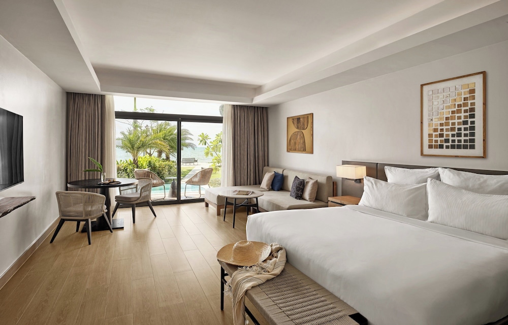 crowne plaza fiji nadi bay resort and spa an ihg hotel