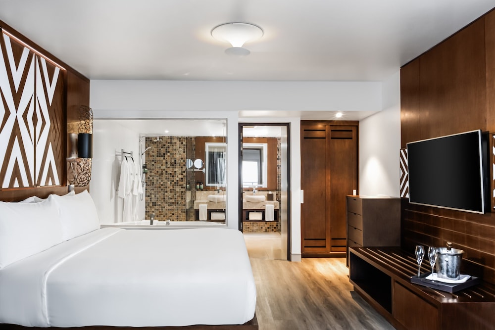 crowne plaza fiji nadi bay resort and spa an ihg hotel