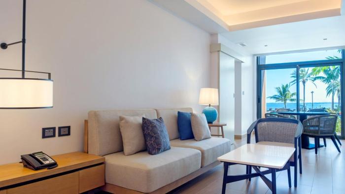 crowne plaza fiji nadi bay resort and spa an ihg hotel