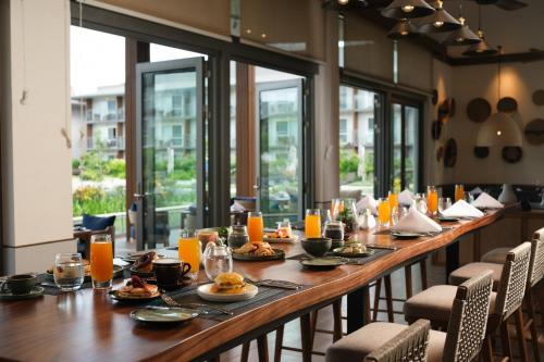 crowne plaza fiji nadi bay resort and spa an ihg hotel