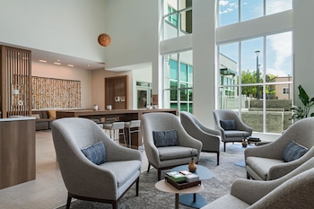 element albuquerque uptown