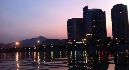 fuyang international trade center hotel