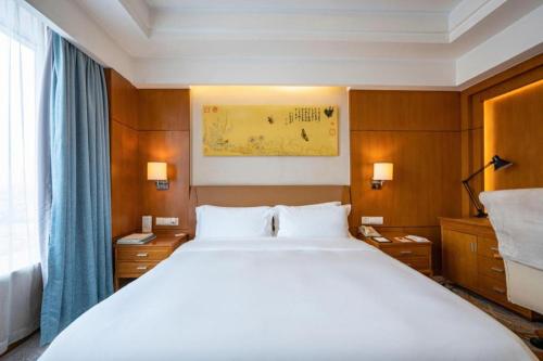 fuyang international trade center hotel