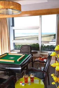 fuyang international trade center hotel