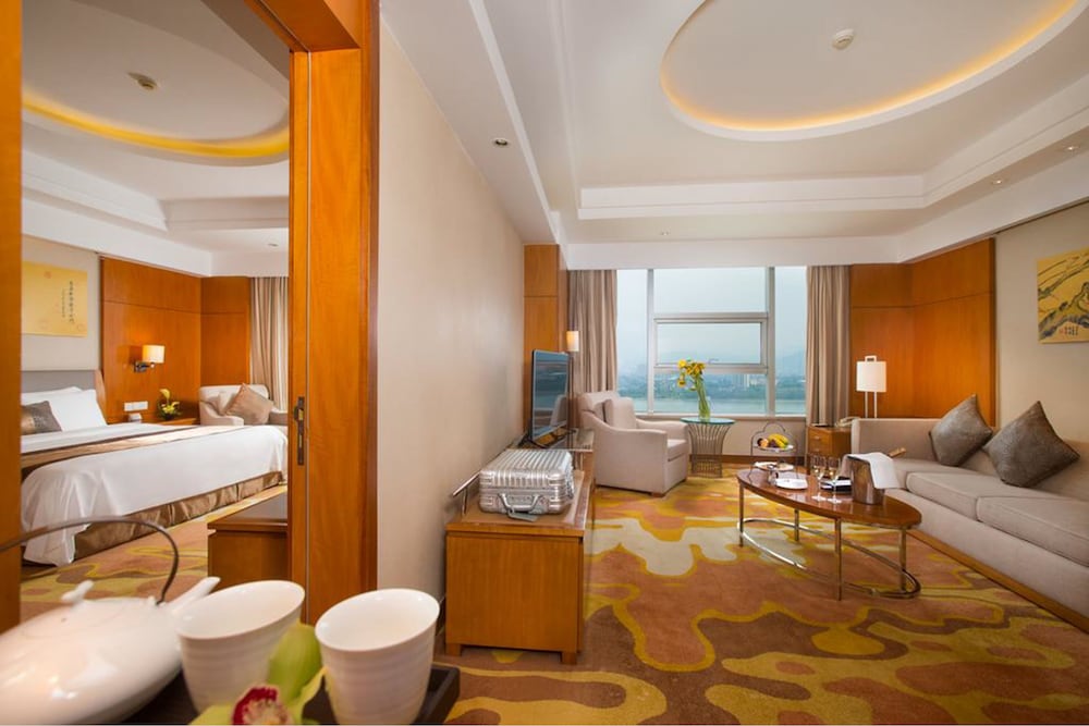 fuyang international trade center hotel