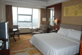 fuyang international trade center hotel