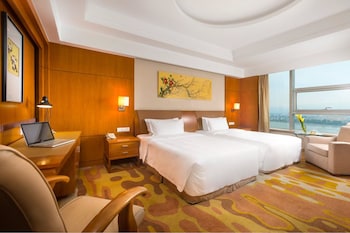 fuyang international trade center hotel