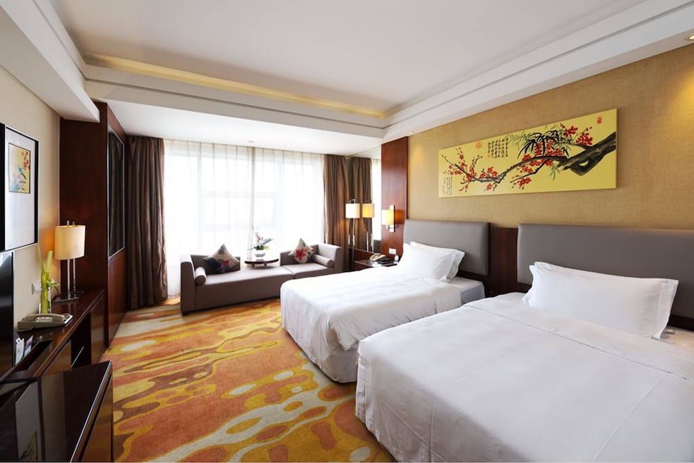 fuyang international trade center hotel