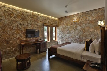 vikrama sarovar portico pavagadh