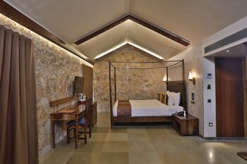 vikrama sarovar portico pavagadh