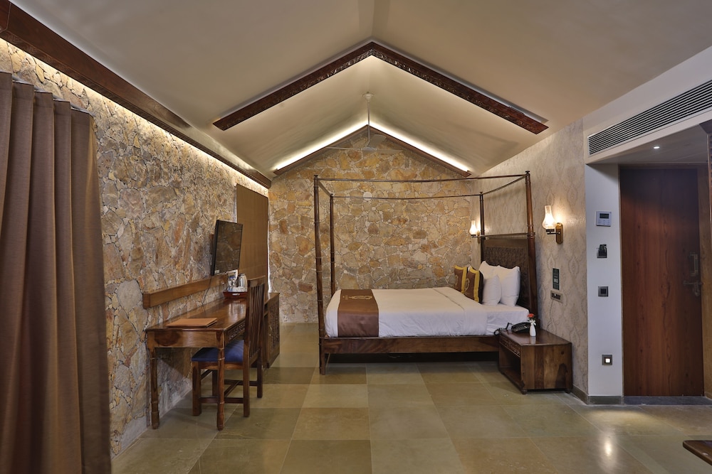 vikrama sarovar portico pavagadh