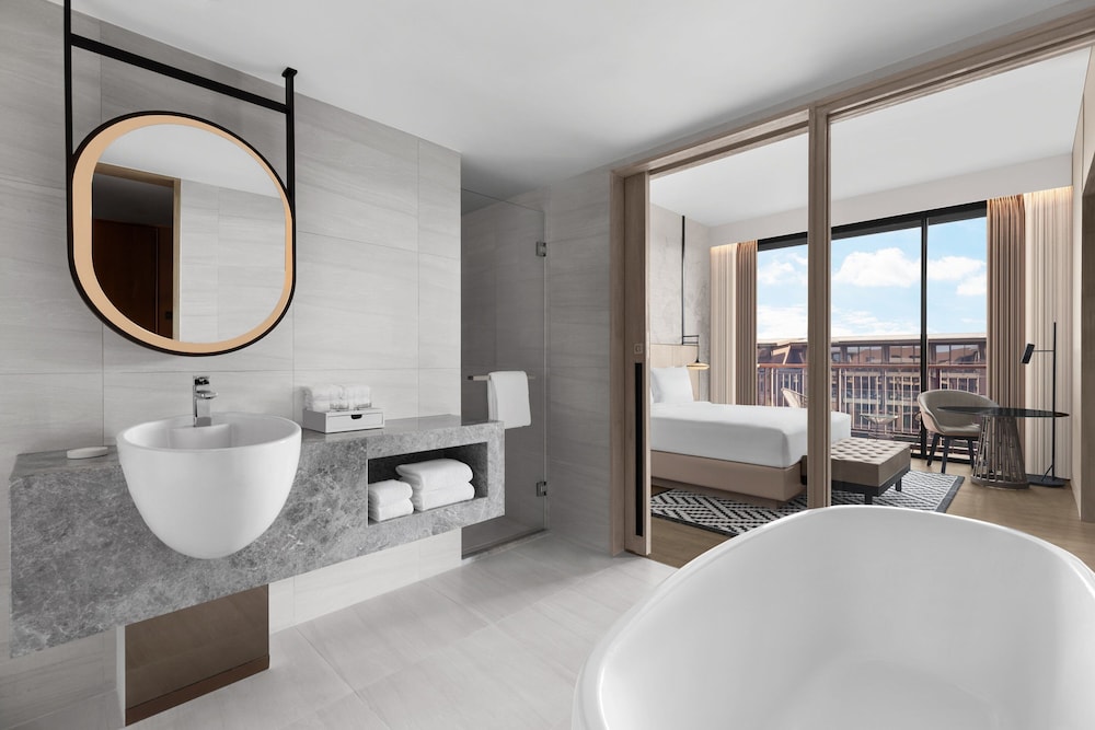 courtyard by marriott bangkok suvarnabhumi airport