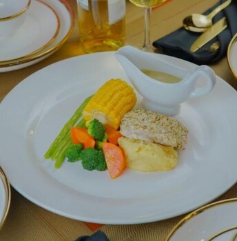 Ragazzi Resort Hotel,Philippines>>Naga,3 star