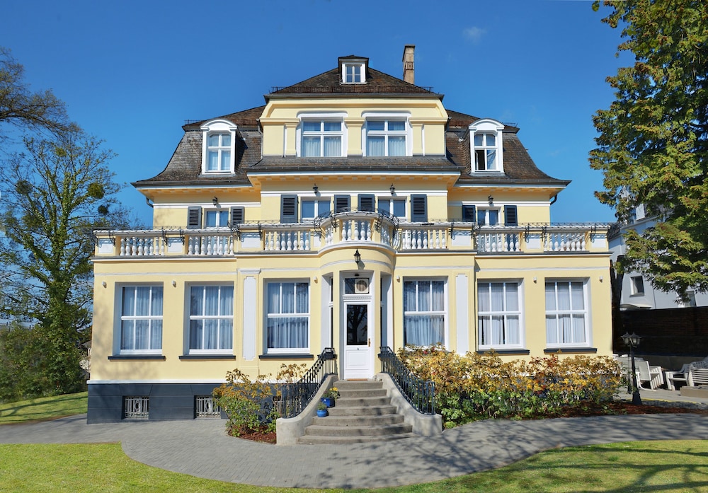 villa oranien hotel restaurant