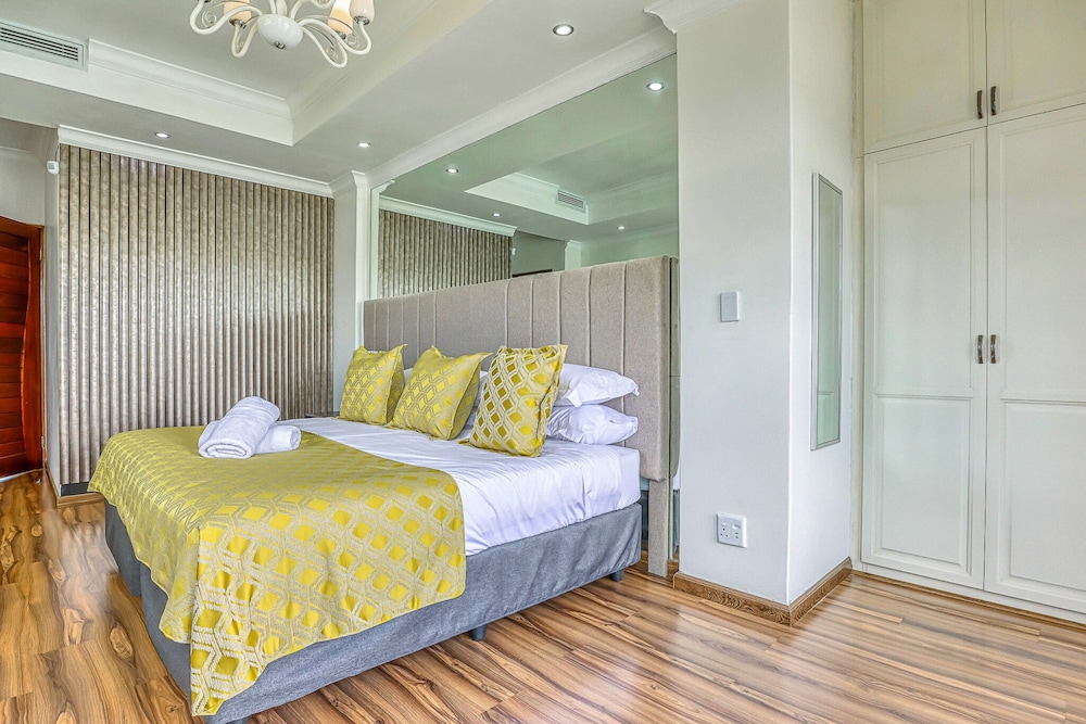 villa tasha luxury suites