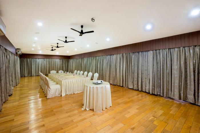 freesia resort by express inn