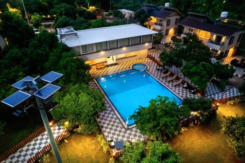 freesia resort by express inn